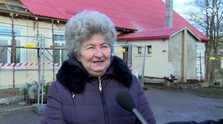 Veco ļaužu aprūpes namam Sabilē jauns jumts